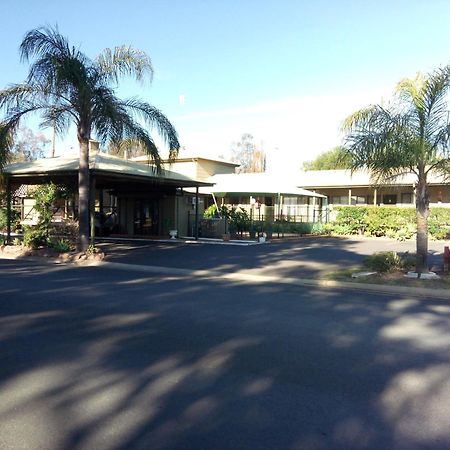 Lake Forbes Motel ภายนอก รูปภาพ