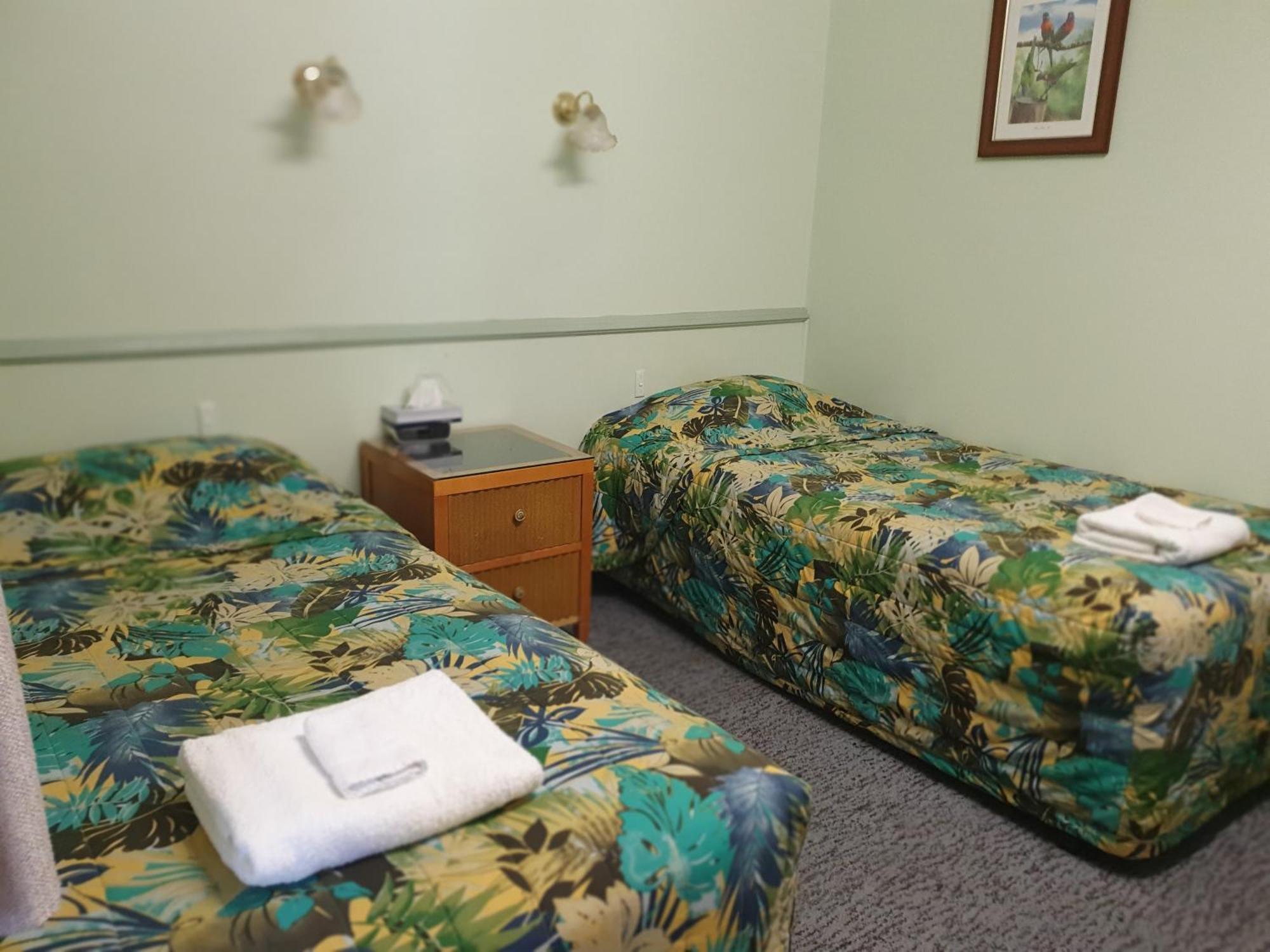 Lake Forbes Motel ภายนอก รูปภาพ
