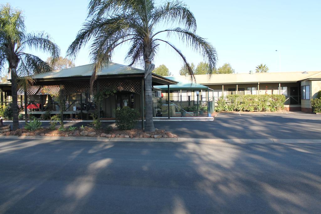 Lake Forbes Motel ภายนอก รูปภาพ