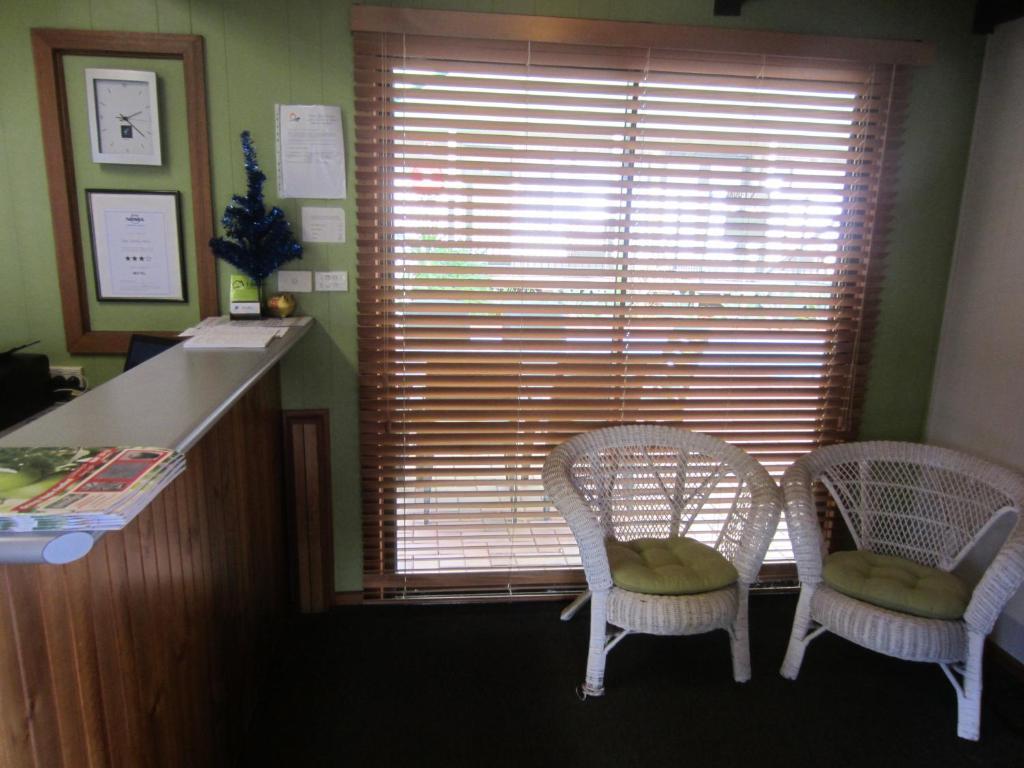 Lake Forbes Motel ภายนอก รูปภาพ
