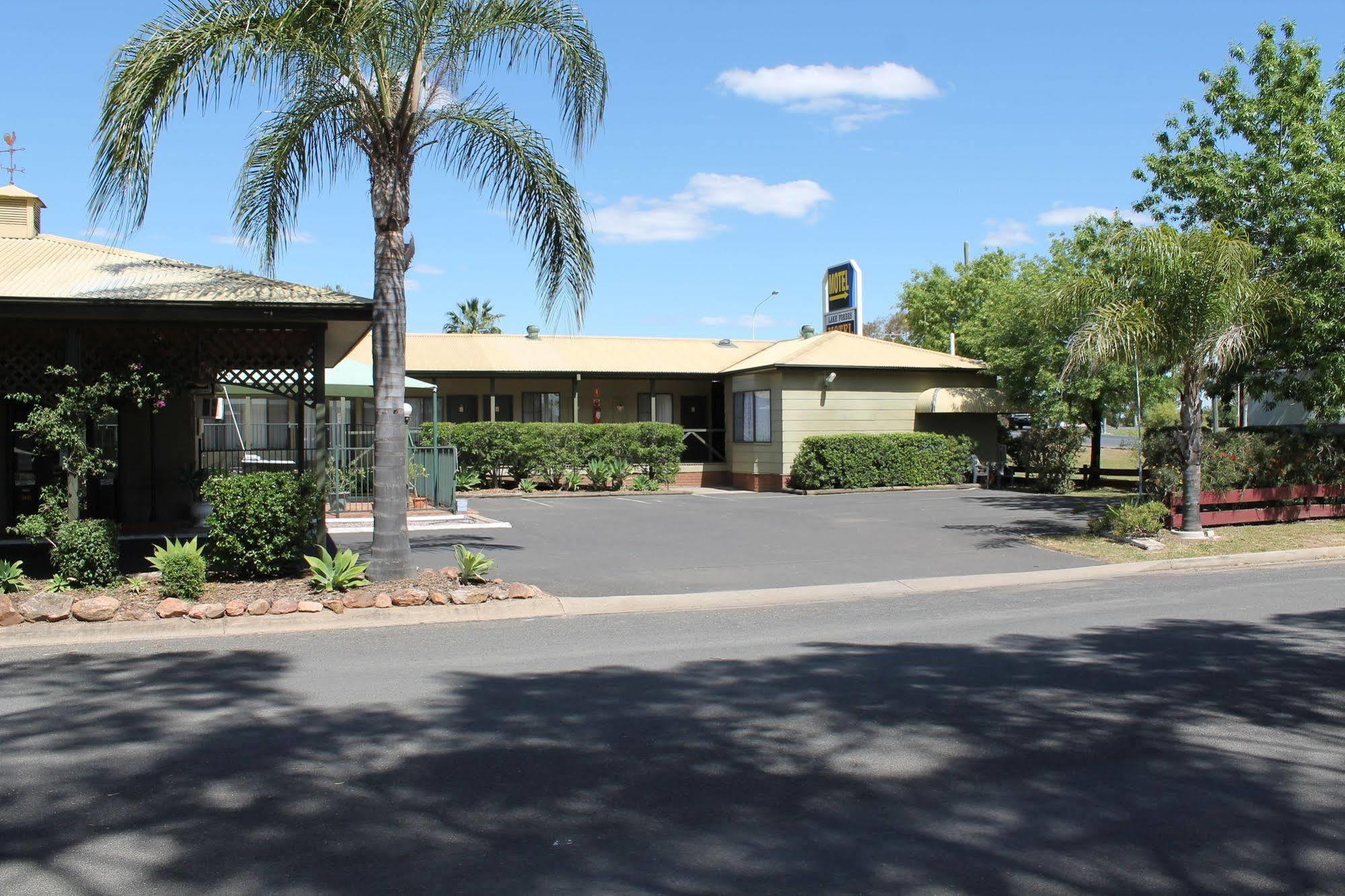 Lake Forbes Motel ภายนอก รูปภาพ